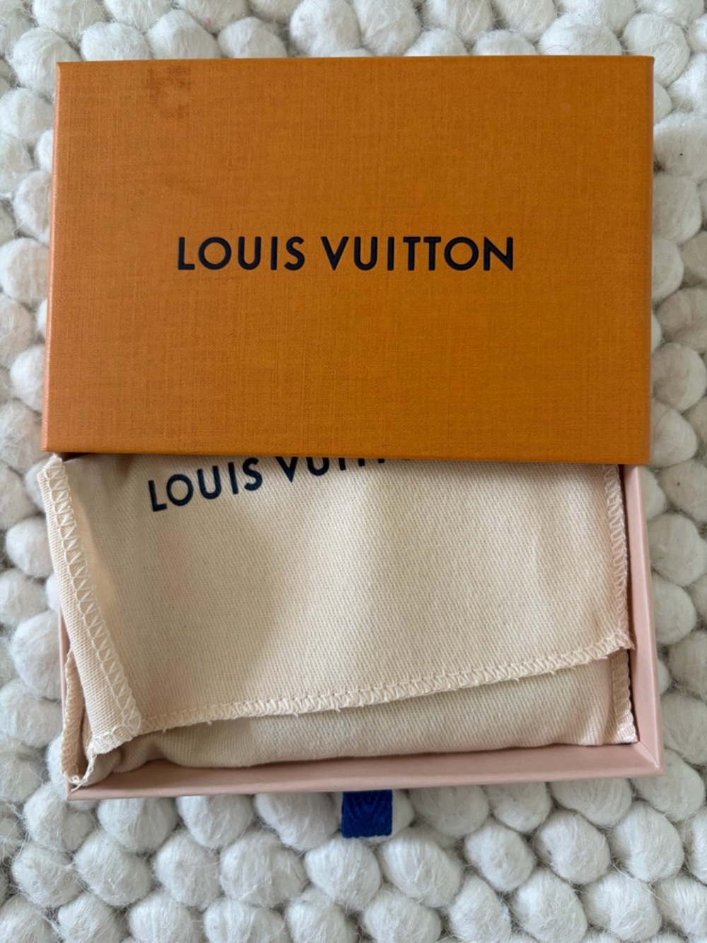 New - Authentic Louis Vuitton Golf Double Card Holder - Picture 5 of 5